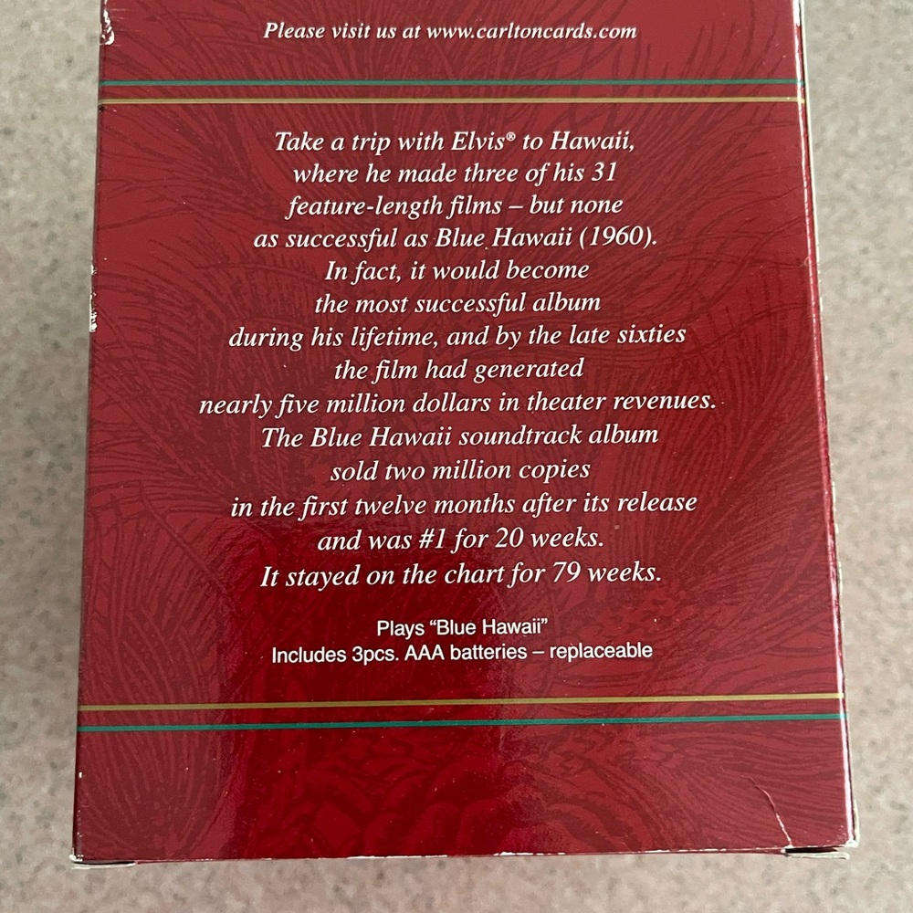Elvis Hallmark Ornament 2002 - Picture 2 of 10